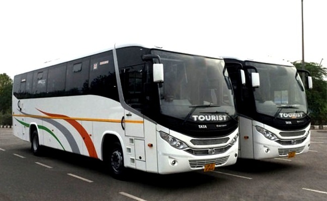 18 Seater Minibus