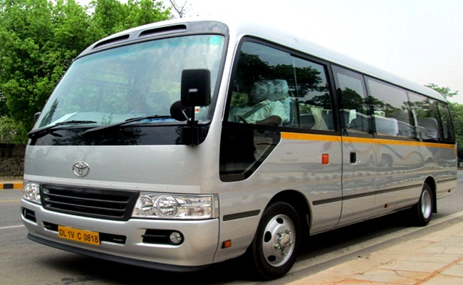 10 Seater Toyota Bus