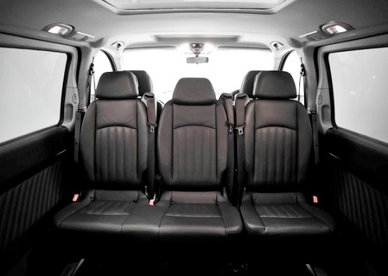 6 Seater Mercedes Viano