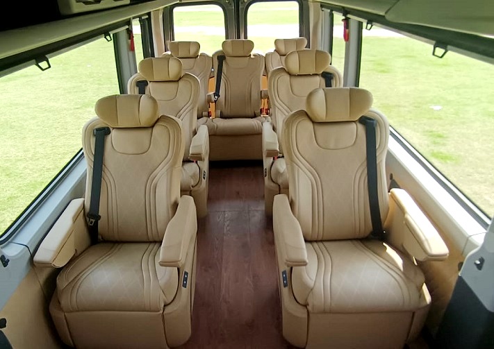 force urbania 10 seater