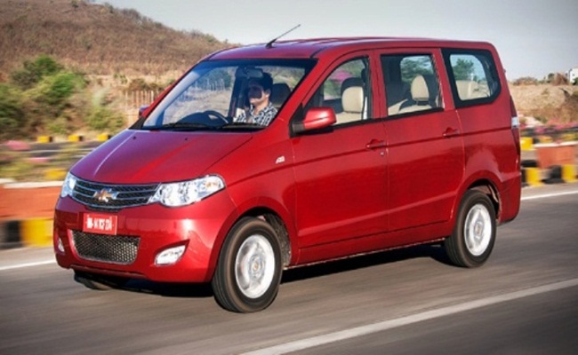 6 Seater Chevrolet Van