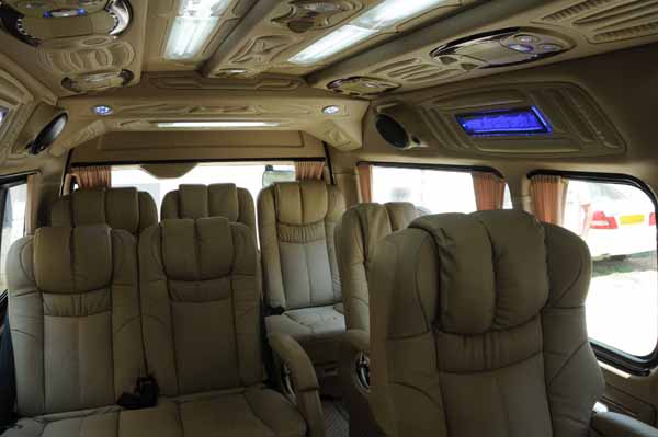 7 Seater Toyota Hiace Van