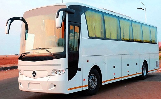 Mercedes Coach For Corporate Events