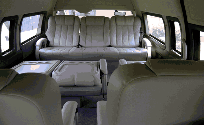 10 Seater Toyota Commuter