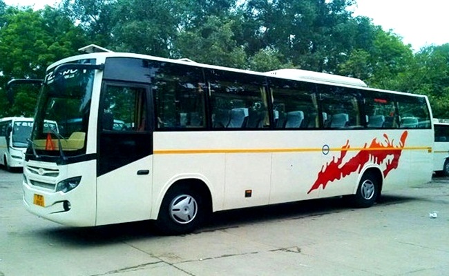 35 Seater Luxury Bus