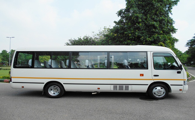 12 Seater Toyota Bus